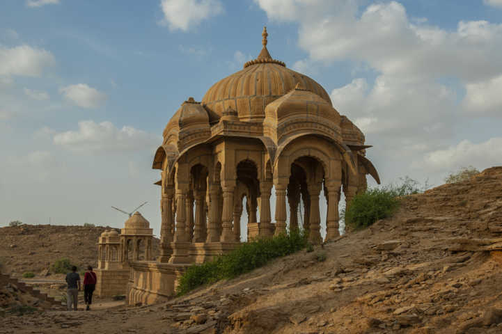 69 - India - Jaisalmer - cenotafios de Bada Bagh